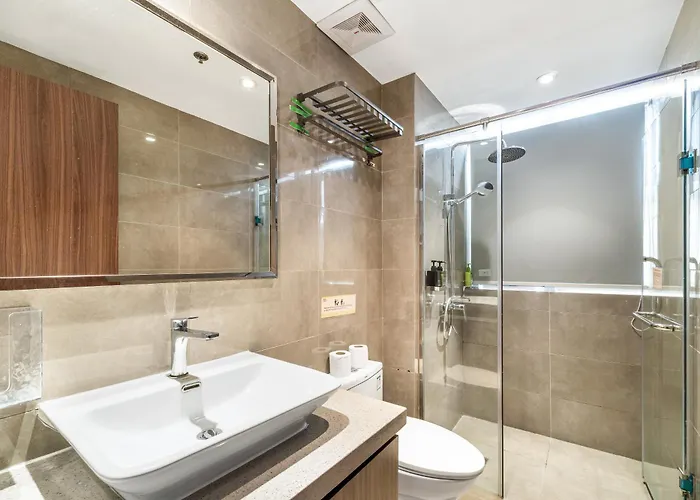 East Glory Center 2br Near Of Dreams, Airport, Okada, And Moa Open 4* Manila