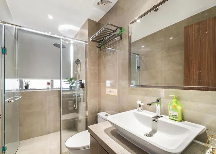 East Glory Center 2br Near Of Dreams, Airport, Okada, And Moa Open Manila